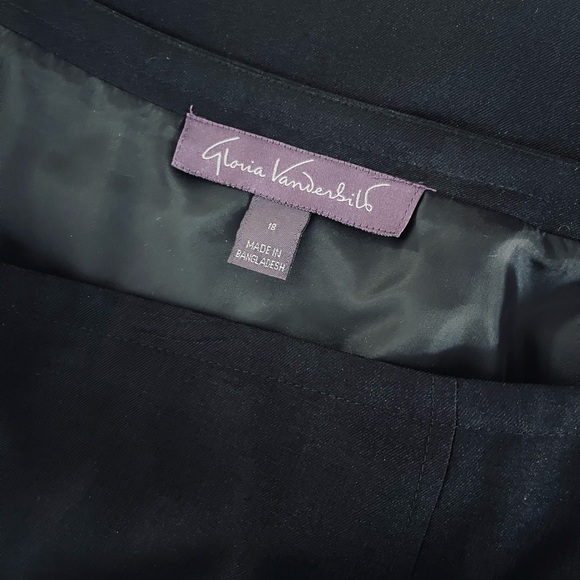 Size 18 - Gloria Vanderbilt Skirt - Picture 5 of 5